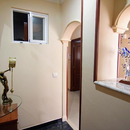 Apartamento Serafin De La Caleta Cadiz Exterior photo